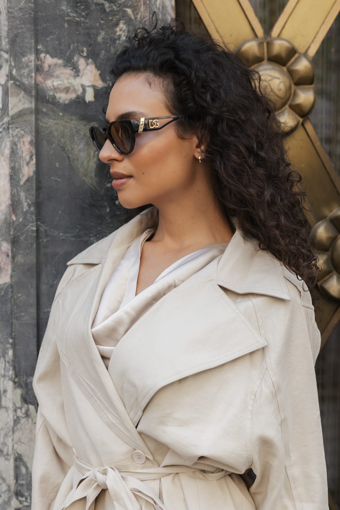 Model mit Sonnenbrille in New York